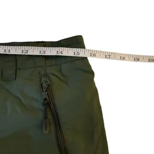 REI Mid Rise Convertible Army Green Cargo Hiking Shorts Nylon UPF 50+ Women's SM thumbnail 6