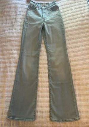 Levi's Jeans thumbnail 1