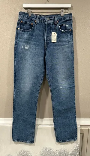 NWT Levi’s 501 High Rise Straight Leg 30x30 thumbnail 1