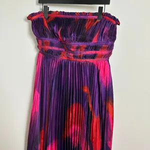 HUTCH Sabina Floral Tiered Plissé Gown in Purple Brushstroke Size US 6 thumbnail 5