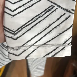 BuffBunny Slay Leggings Medium White Black Zebra Geometric High Waist Activewear thumbnail 11