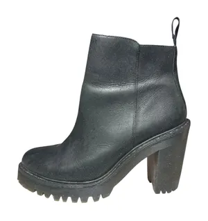 Dr. Martens Magdalena Women's Black Leather High Heels Zip Ankle Boots Size 8 thumbnail 1