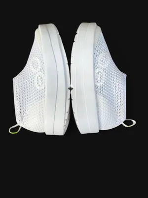 OOFOS OOmega Chukka White Slip On Recovery Sneakers Size 6 NIB thumbnail 7