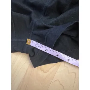 VUORI Women's Halo Performance Shorts Black Size small Athletic thumbnail 7