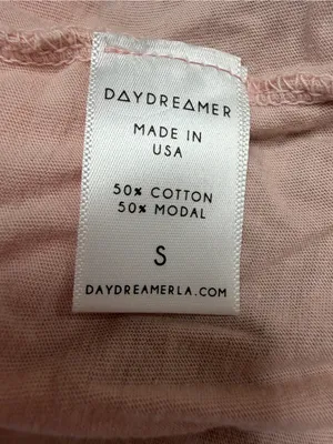 Daydreamer x Revolve Guns & Roses Pink Band Tee Small $90 thumbnail 8