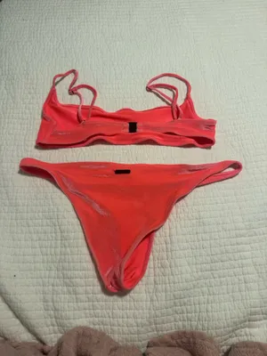 Triangl Bikini thumbnail 2