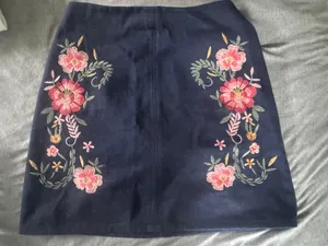 Francesca’s Floral Skirt thumbnail 1