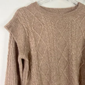 NWT Ruffle Shoulder Crewneck Sweater Oatmeal Size Small S NEW thumbnail 2