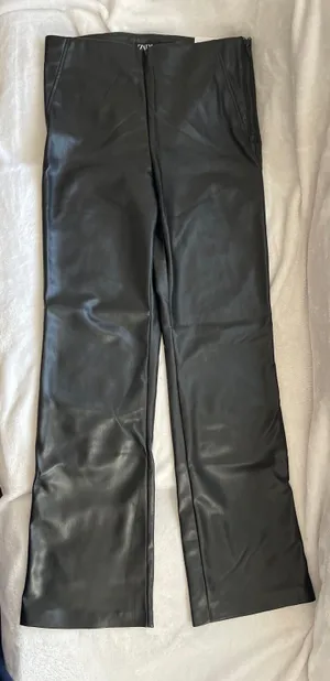 High-Waisted Faux Leather Leggings thumbnail 2
