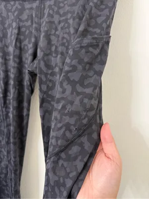 {6} FLAWS Lululemon Fast and Free Tight II 25" - Formation Camo Deep Coal thumbnail 4