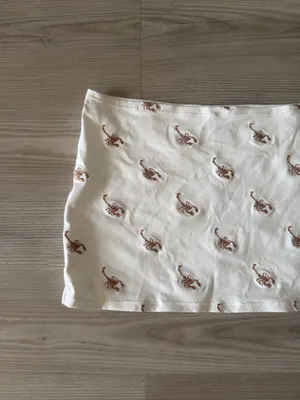 Classic Cream Mini Skirt with scorpion Embroidery thumbnail 3