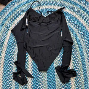 New‎ Old Navy Swimsuit thumbnail 4