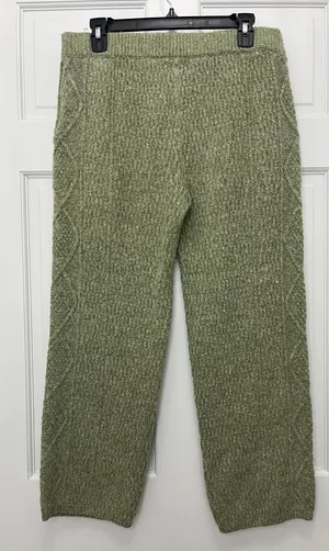 Universal Threads Olive Green Wide Leg Cable Knit Pants - Size Medium thumbnail 1