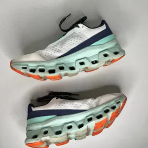 On Running Cloudmonster Size 9 Blue thumbnail 6