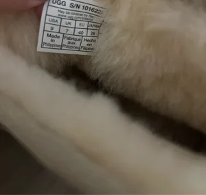 UGG Women’s Classic Mini Boots thumbnail 5