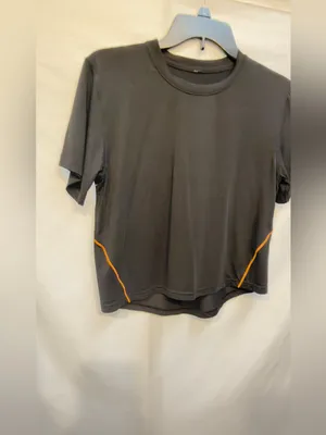 Lululemon Ventilated Open-Back Training T-Shirt in Black with Orange Soda trim thumbnail 5