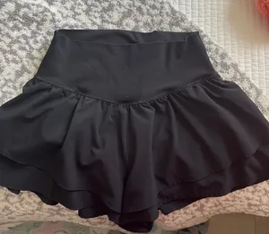 Aerie offline shorts thumbnail 1