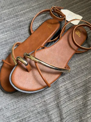 Time and Tru Brown Ankle Strap Sandals with Gold Accent thumbnail 4