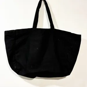 VICTORIA’S SECRET Love Canvas Black Tote RED SEQUINS Love Limited Edition thumbnail 4