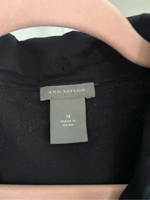 Ann Taylor Silk Blend Mixed Media Black Embroidered & Knit Button-Front Top Sz M thumbnail 5