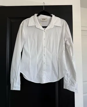 Boutique White button down thumbnail 1