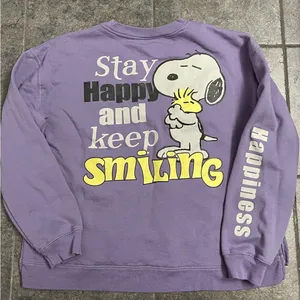 💛PEANUTS Junior Graphic Sweatshirt, Size Large 11 thumbnail 1