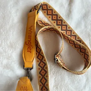 Wrangler Crossbody Bag with Card Wallet Aztec Sling Bag Yellow NEW thumbnail 5