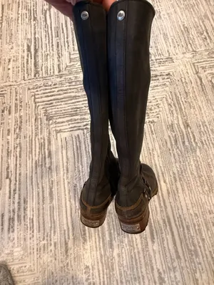 UGG women's US size 8 Black leather knee-high Sherling boots S/N 5509 MSRP $299. thumbnail 9