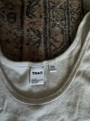 Aritzia TNA Tank Top Cropped Grey thumbnail 2