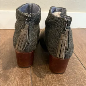 Toms Leila Olive Green Ankle‎ Booties Size 8 thumbnail 7