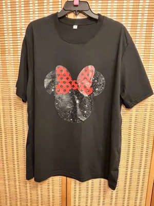 Disney Minnie Mouse red bow silhouette face tee shirt thumbnail 1