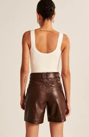 Abercrombie NWT 6 Inch Vegan Leather Tailored Shorts thumbnail 4