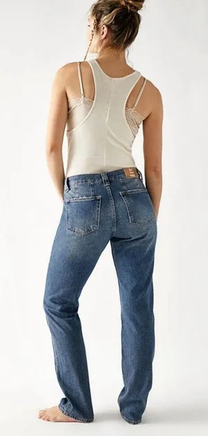 Free People NWOT Curvy Siren Low Rise Straight Jeans in Vixen thumbnail 2