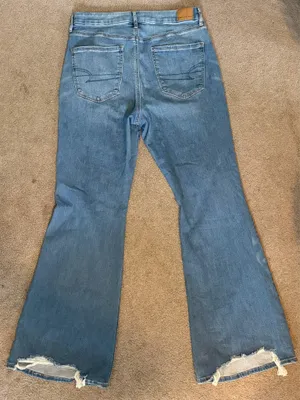 American Eagle Curvy Super High-Rise Flare Jeans thumbnail 3