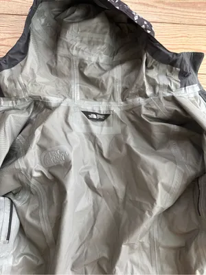 The North Face Rain Jacket size S thumbnail 5