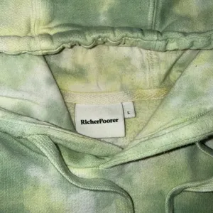 Richer‎ Poorer Hoodie Womens Large Green Tie Dye Excellent Fleece Pullover thumbnail 2