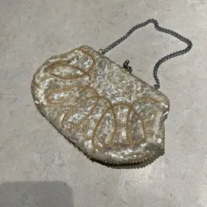 La Regale Vintage Beaded Evening Clutch Bag - Pearlescent Sequins‎ & Pearls, Made in Japan thumbnail 2
