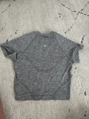 Lululemon Cropped Swiftly Tech Short Sleeve thumbnail 2