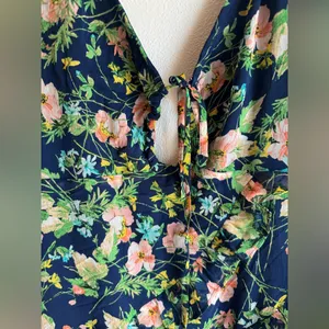 NWT Lulu's Next To You Navy Blue Floral V-Neck Ruffle Midi Dress thumbnail 8