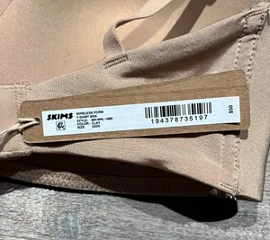 SKIMS Wireless Form T-Shirt Bra thumbnail 2