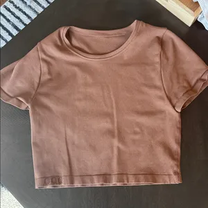 Brown Crop Top Size M thumbnail 1