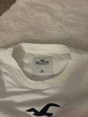 white and navy sweatshirt thumbnail 3