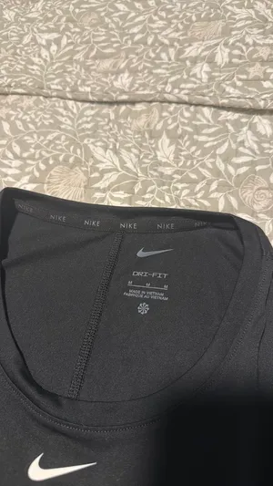 Nike Black Cropped Dri-Fit Top thumbnail 5