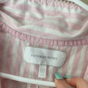 victoria’s secret pajama top thumbnail 2