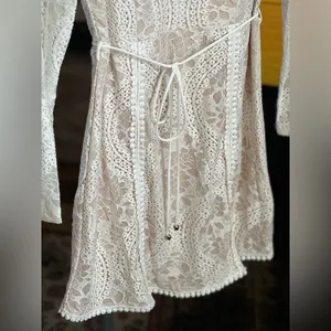 Selfie Leslie Emme Long Sleeve V-Back Lace Dress White thumbnail 9