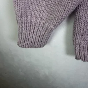 Amour Vert Women’s 100% Merino Wool Chunky Cable Knit Soft Sweater Lilac Sz XL thumbnail 4