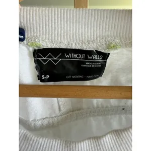 Without Walls White & Neon‎ Green Cropped Athletic Sweatshirt Women's Small thumbnail 3