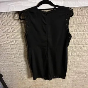 New Pixley‎ Black Zela Dress Grommet Detail Asymmetrical Hem Size L thumbnail 5