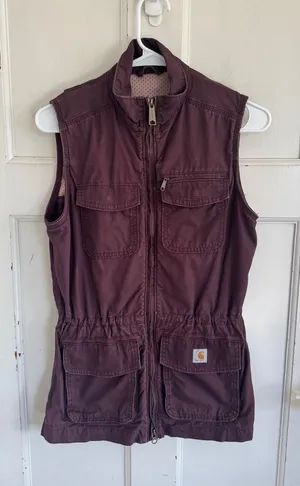 Carhartt women's El Paso Ripstop Utility Vest in Blackberry size XS‎ (0/2) thumbnail 1