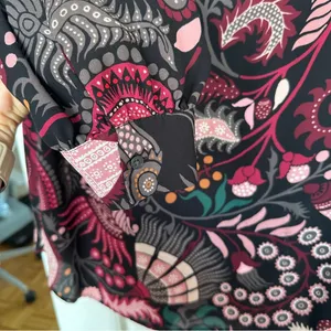 Loft Floral Patterned Women's Top thumbnail 3
